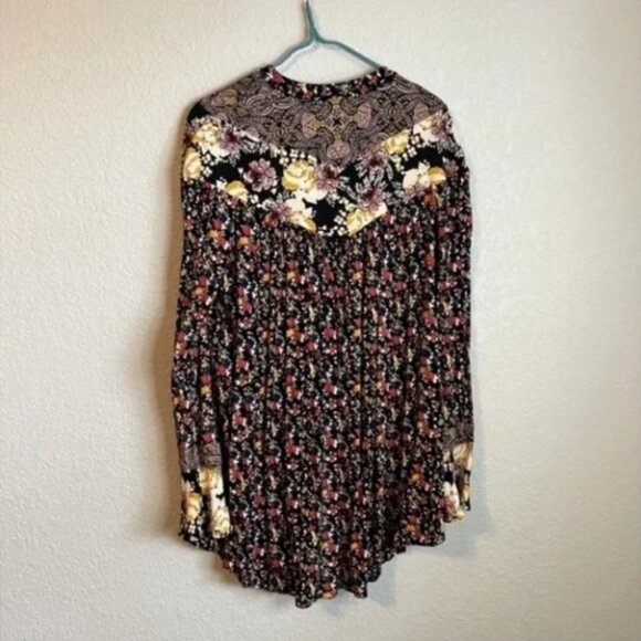 FREE PEOPLE Wildflower Fields Henley Top - Picture 10 of 12